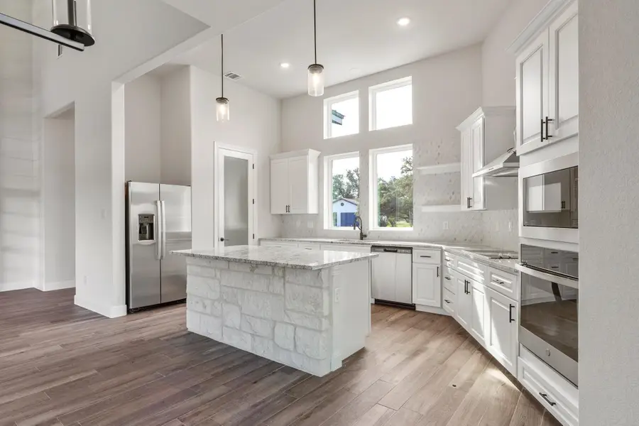 118 Cap Rock, Horseshoe Bay, TX 78657 - #2