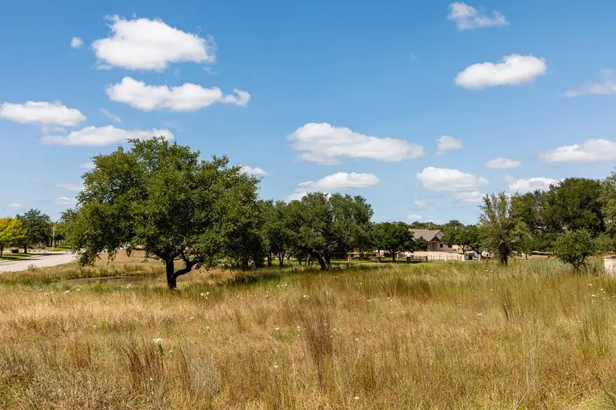 1001 Club House Rd, Kerrville, TX 78028 - Image #3