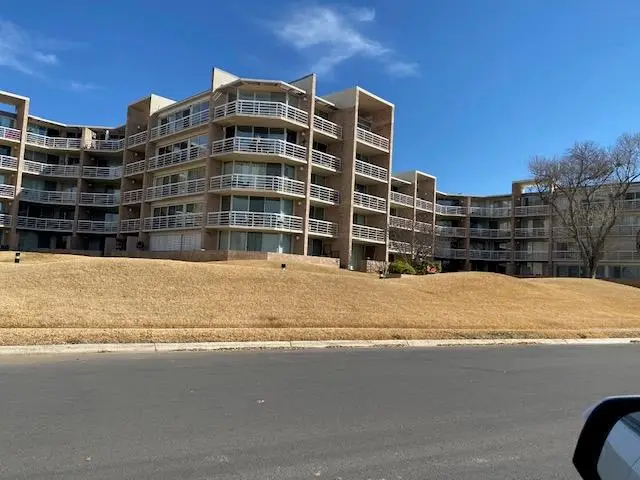 1006 Guadalupe St, Kerrville, TX 78028 - Image #1