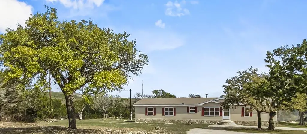 190 Rocky Hill Drive, Kerrville, TX 78028 - Image #1
