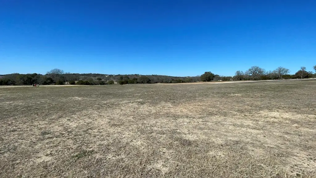 1108 Pinnacle View Dr, Kerrville, TX 78028 - Image #1