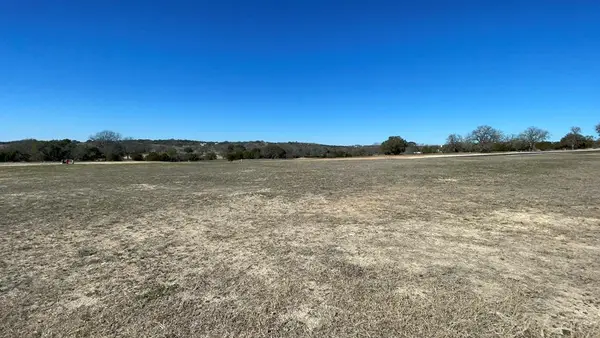 1108 Pinnacle View Dr, Kerrville, TX 78028