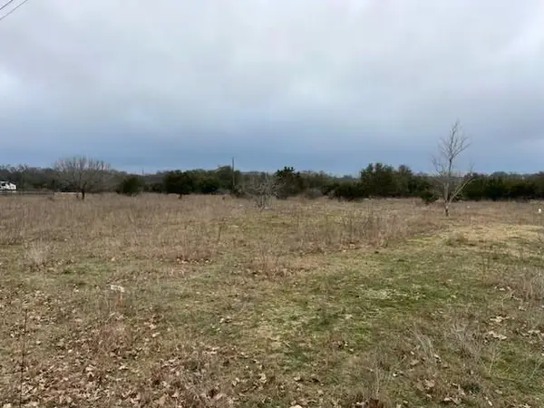 1155 Enchanted River Dr, Bandera, TX 78003