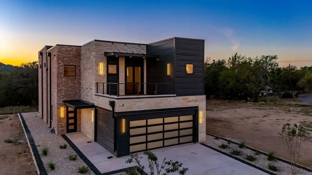 1311 #3 Water St, Kerrville, TX 78028 - Image #1