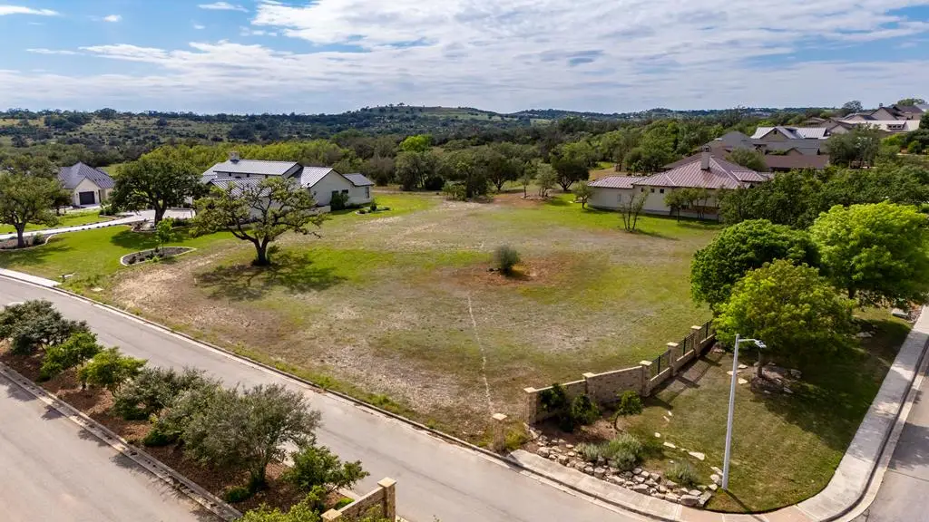 4100 Stone Creek Dr., Kerrville, TX 78028 - Image #1