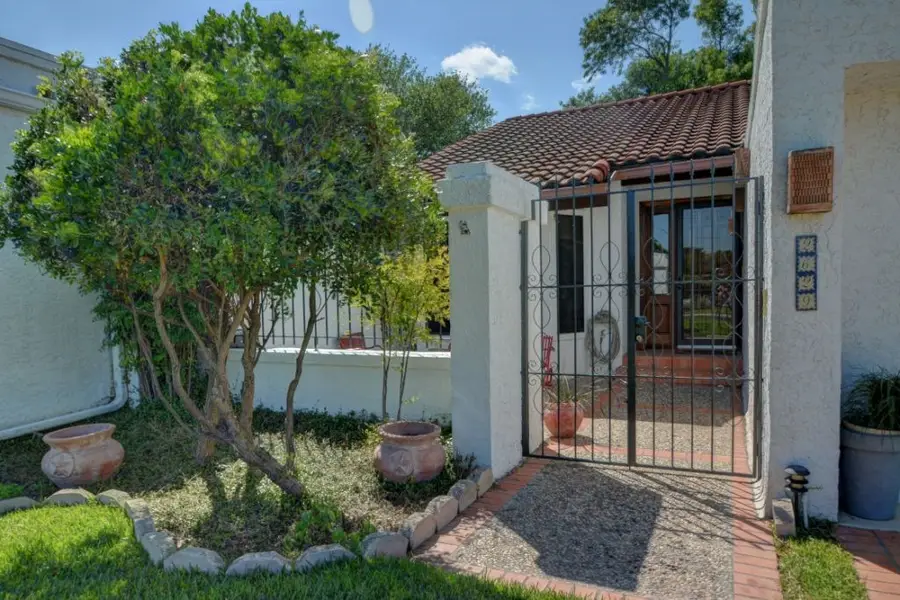 2629 Calle Del Robles, Kerrville, TX 78028 - #2