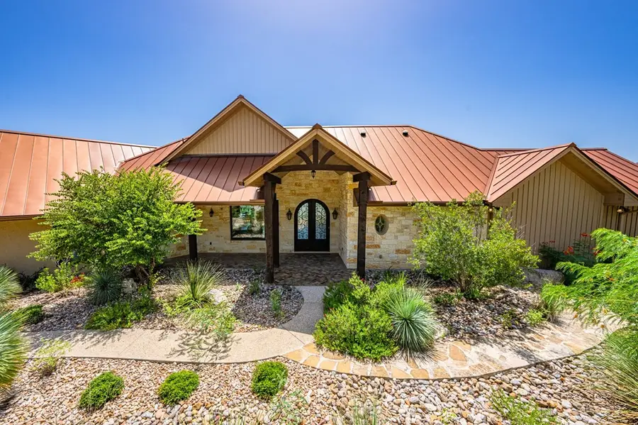 230 Waggoman Dr, Kerrville, TX 78028 - Image #2