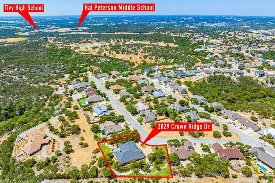2029 Crown Ridge Dr, Kerrville, TX 78028 - Image #3
