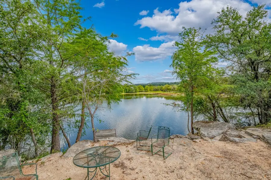 668 Elm Pass Rd, Center Point, TX 78010 - Image #2