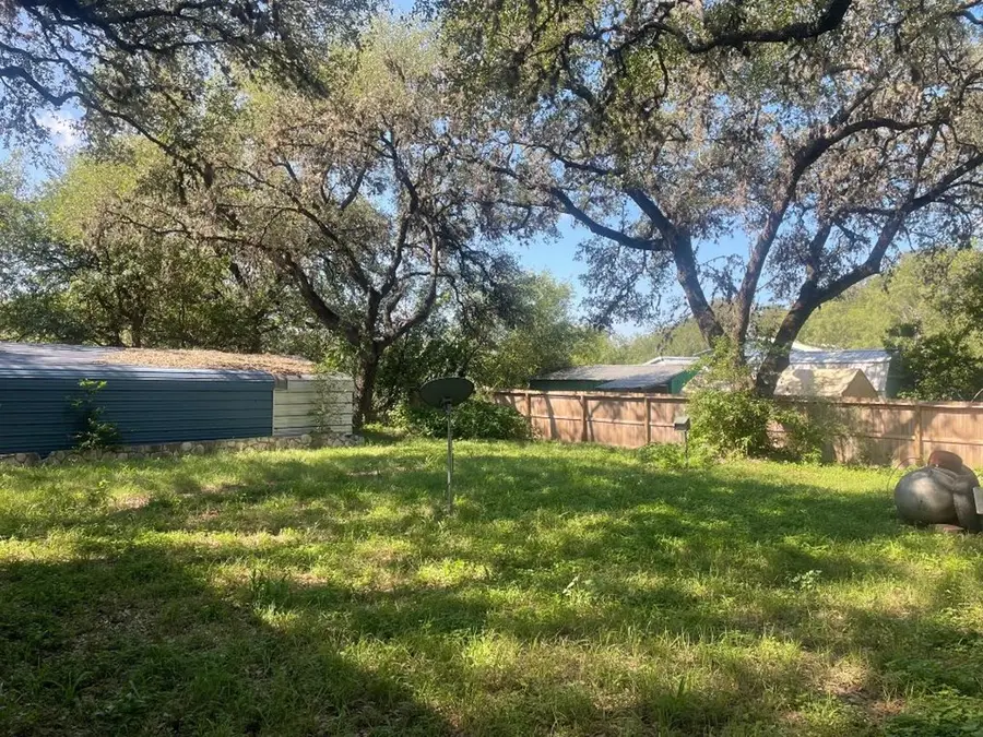 508 N Nueces St, Camp Wood, TX 78833 - #2