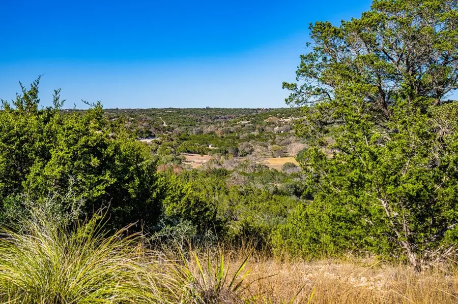 230 Adkins Rd, Kerrville, TX 78028 - Image #2