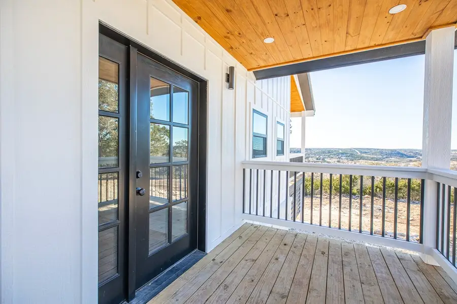 183 Wood Trail, Kerrville, TX 78028 - Image #2