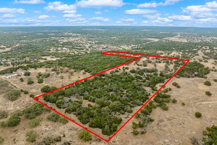 826 Byas Springs Rd W, Mountain Home, TX 78058 - Image #2