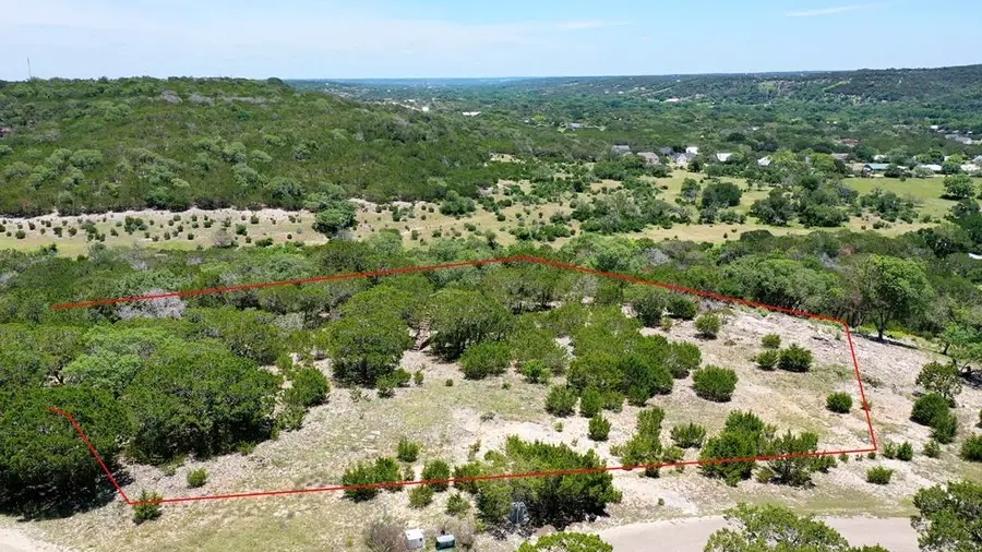 292 Stablewood Springs Dr, Ingram, TX 78025 - Image #2