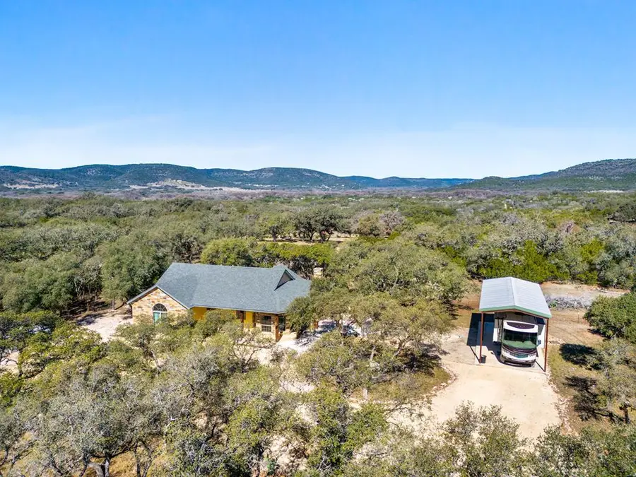 381 Camino Primero, Leakey, TX 78873 - Image #3