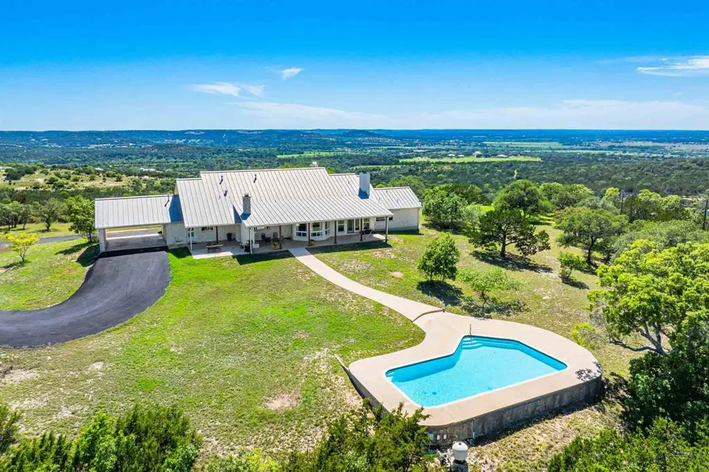 211 Mill Dam Rd, Comfort, TX 78013 - #1