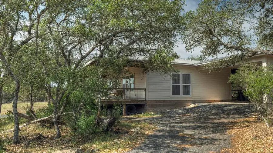 565 Loop Rd, Reagan Wells, TX 78801 - Image #3
