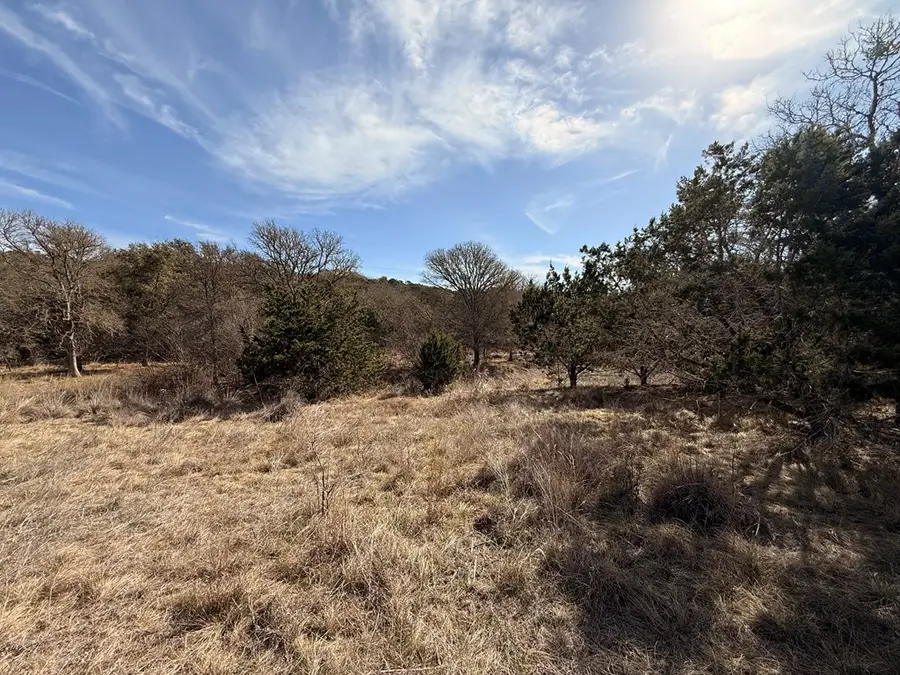 180 Landmark Road, Kerrville, TX 78028 - Image #2