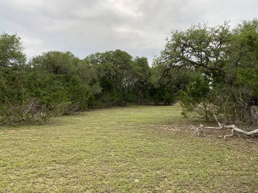 42 Rust Ln, Boerne, TX 78006 - Image #2