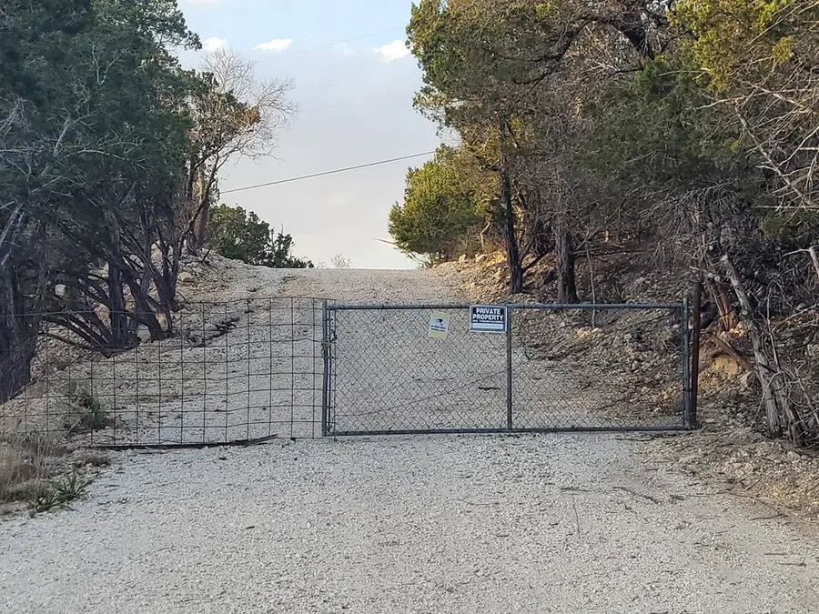 308 Elm Pass Rd, Center Point, TX 78010 - Image #2