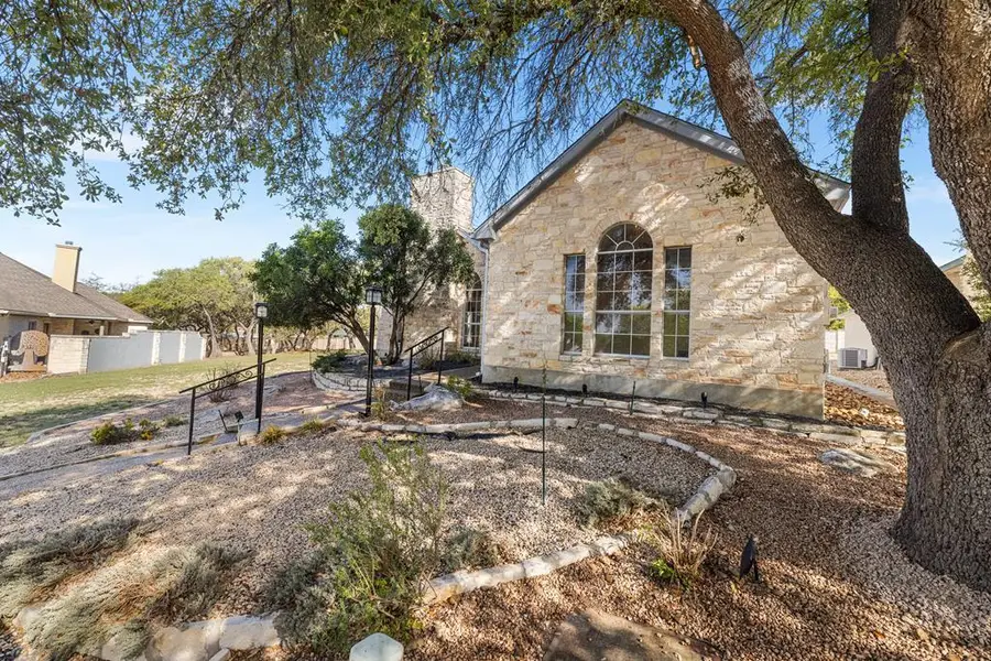 144 E St Andrews Loop, Kerrville, TX 78028 - Image #2