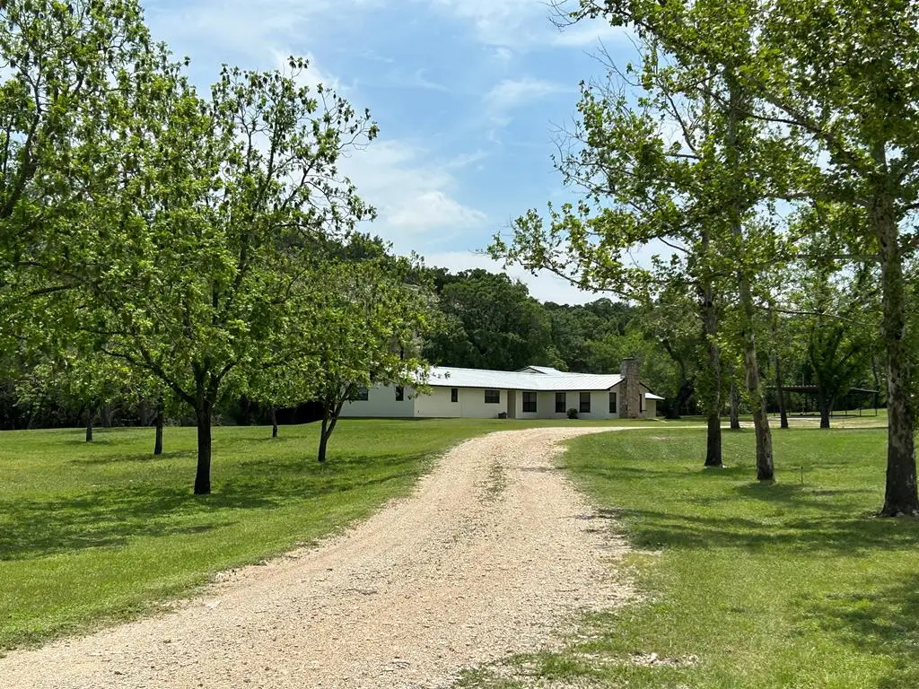 210 Lange Ravine Rd, Hunt, TX 78024 - Image #1