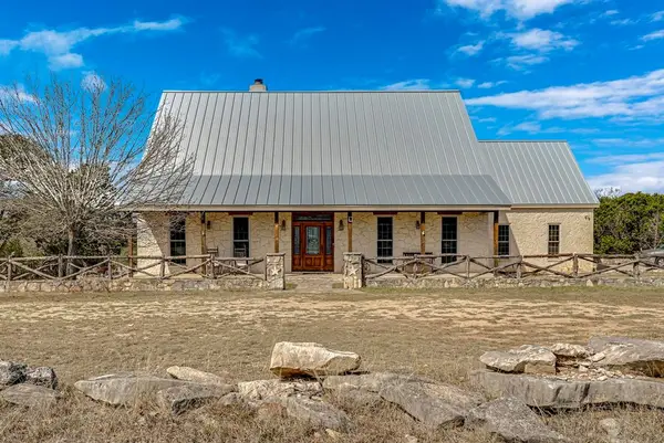 231 Stoney Brook Rd, Kerrville, TX 78028