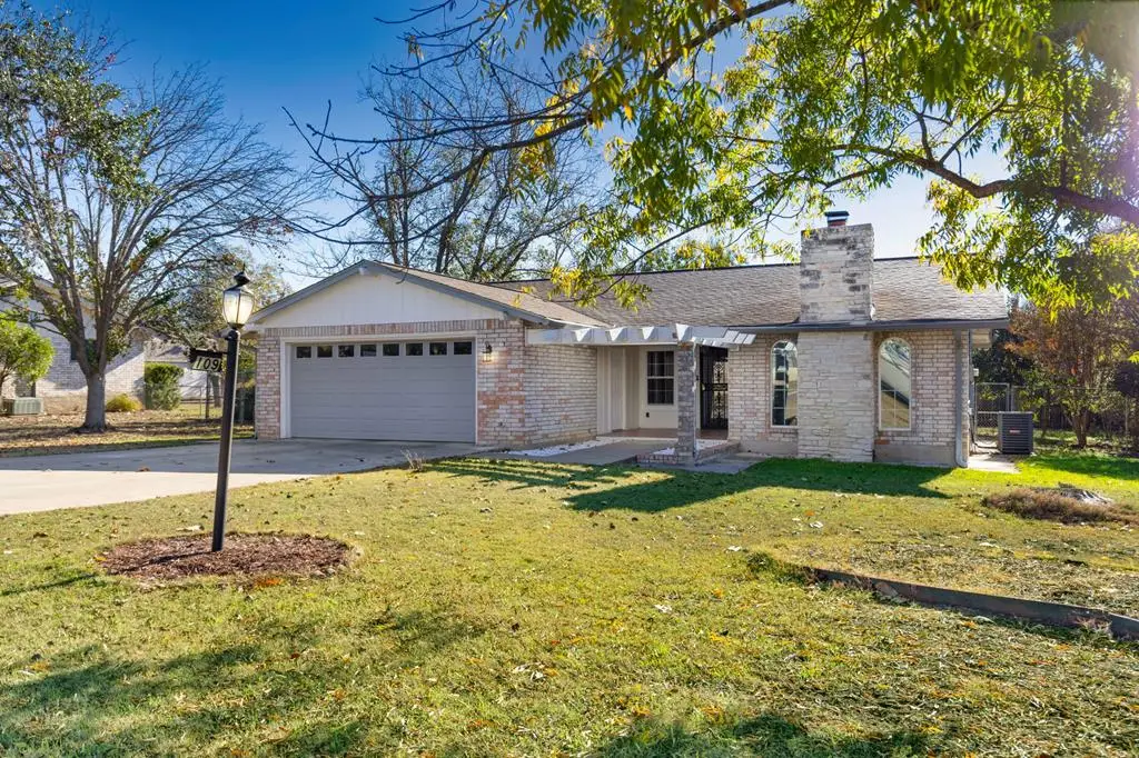 109 Briarwood Lane, Kerrville, TX 78028 - Image #1