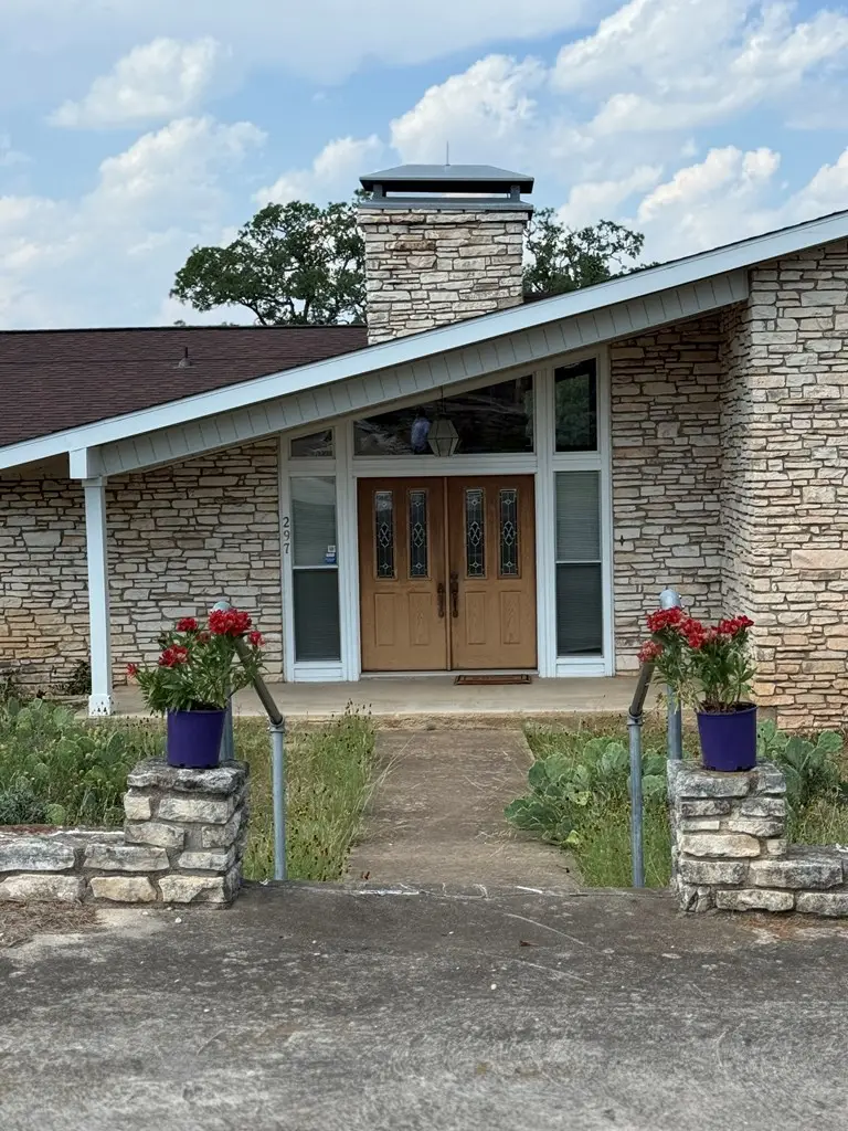 297 Cave Springs Dr, Hunt, TX 78024 - Image #3