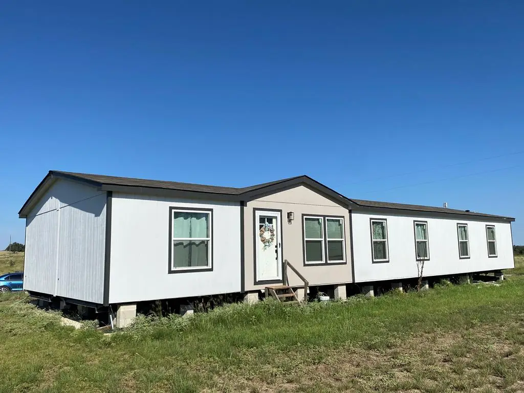 245 Sky Trail, Harper, TX 78631 - Image #1