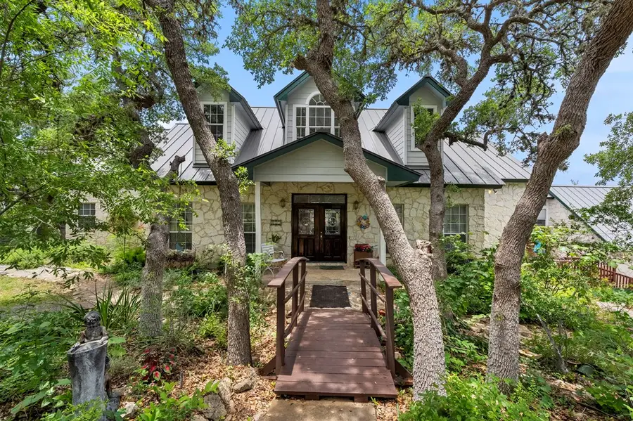 125 Northlake, Lakehills, TX 78063 - Image #2