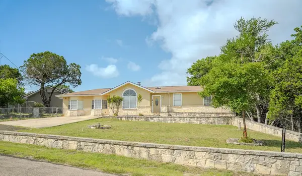 195 Wood Trail, Kerrville, TX 78028