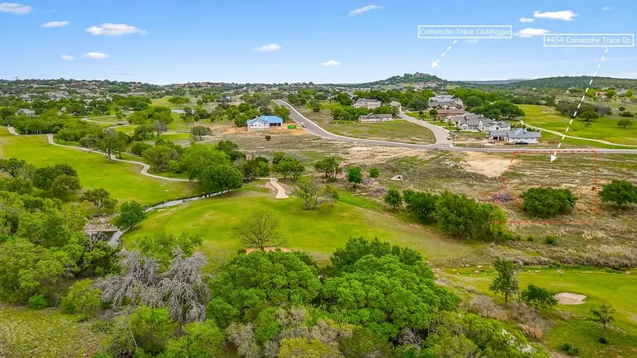 4454 E Comanche Trace Dr, Kerrville, TX 78028 - Image #2