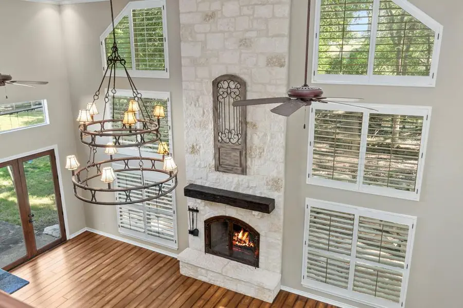 1031 Bluebell Rd, Kerrville, TX 78028 - Image #2