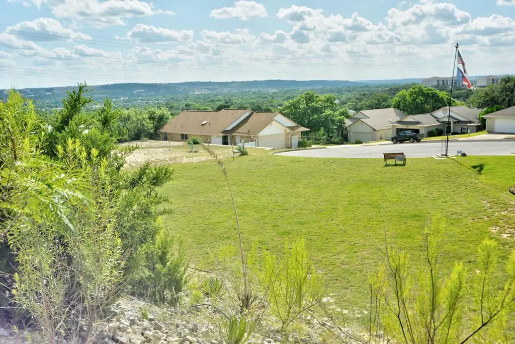 306 Vantage Circle, Kerrville, TX 78028 - Image #1
