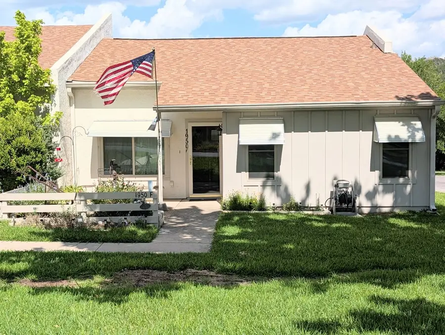 1950-F Leslie Dr, Kerrville, TX 78028 - Image #2