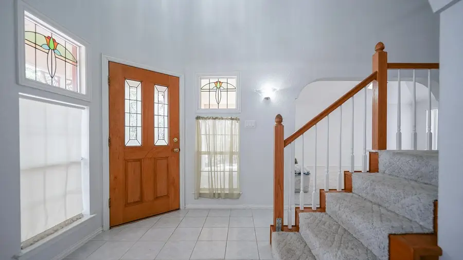 138 Lehmann Dr, Kerrville, TX 78028 - Image #2