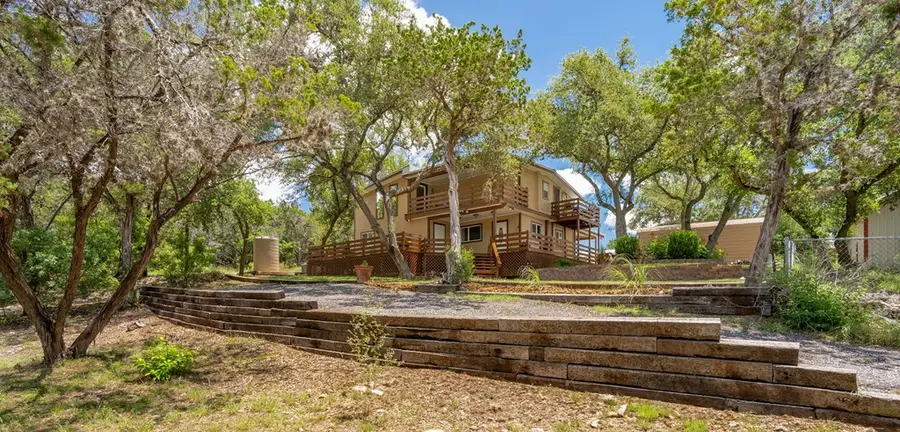 267 Angel Dr, Lakehills, TX 78063 - Image #2