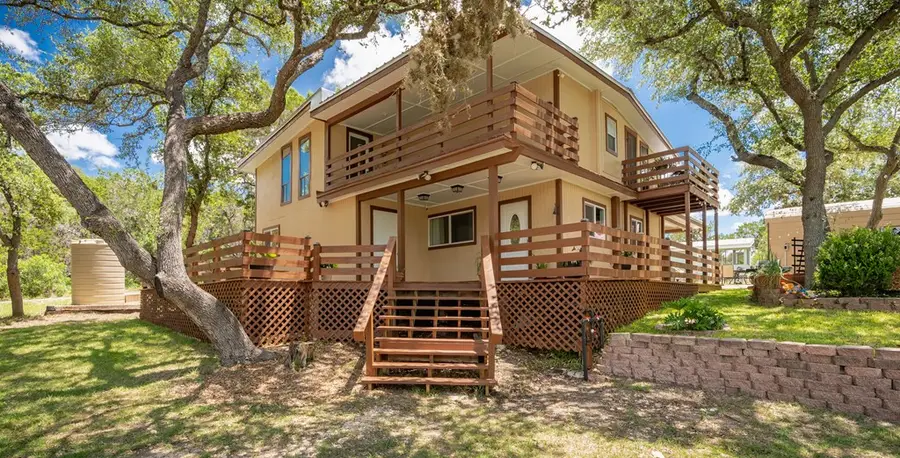 267 Angel Dr, Lakehills, TX 78063 - Image #3