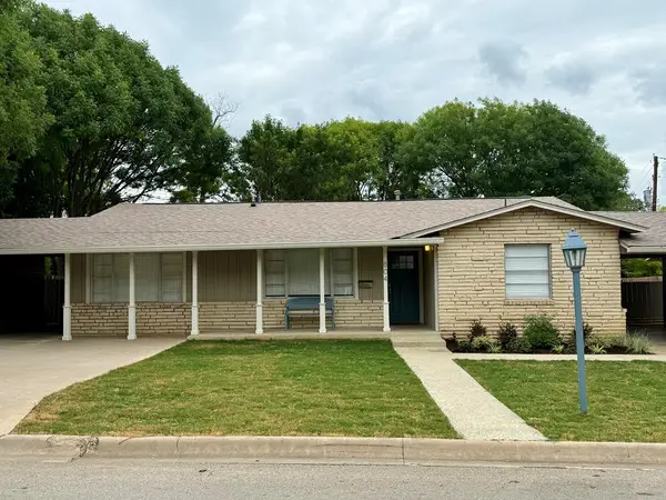 804 Bluebonnet Dr, Kerrville, TX 78028