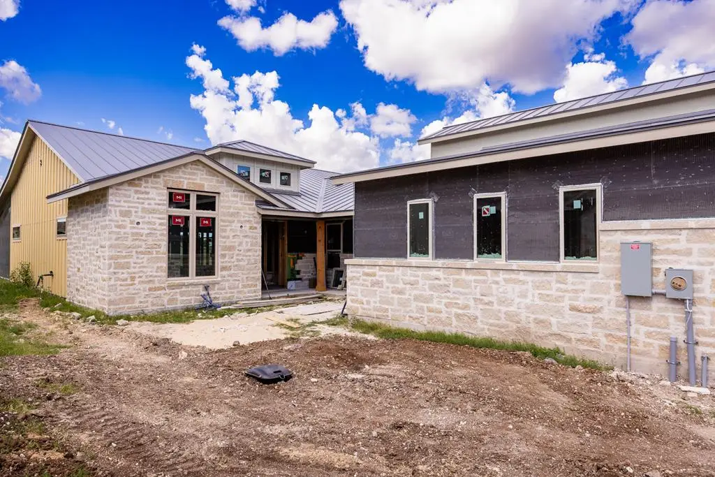 3200 # 2 Pinnacle Club Dr, Kerrville, TX 78028 - Image #1