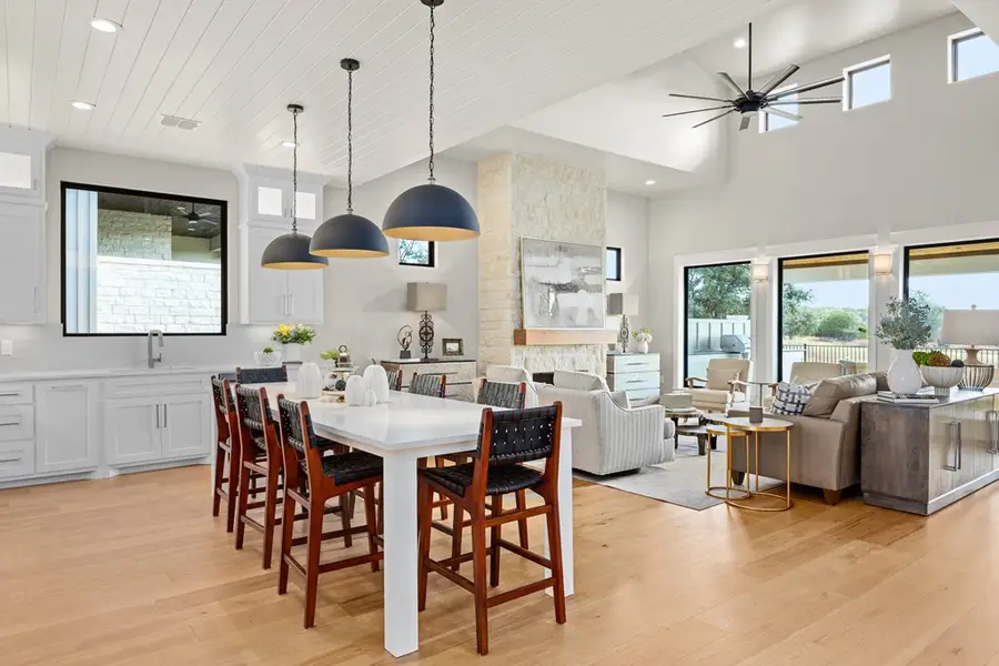 1060 Albatross Way, Kerrville, TX 78028 - Image #3