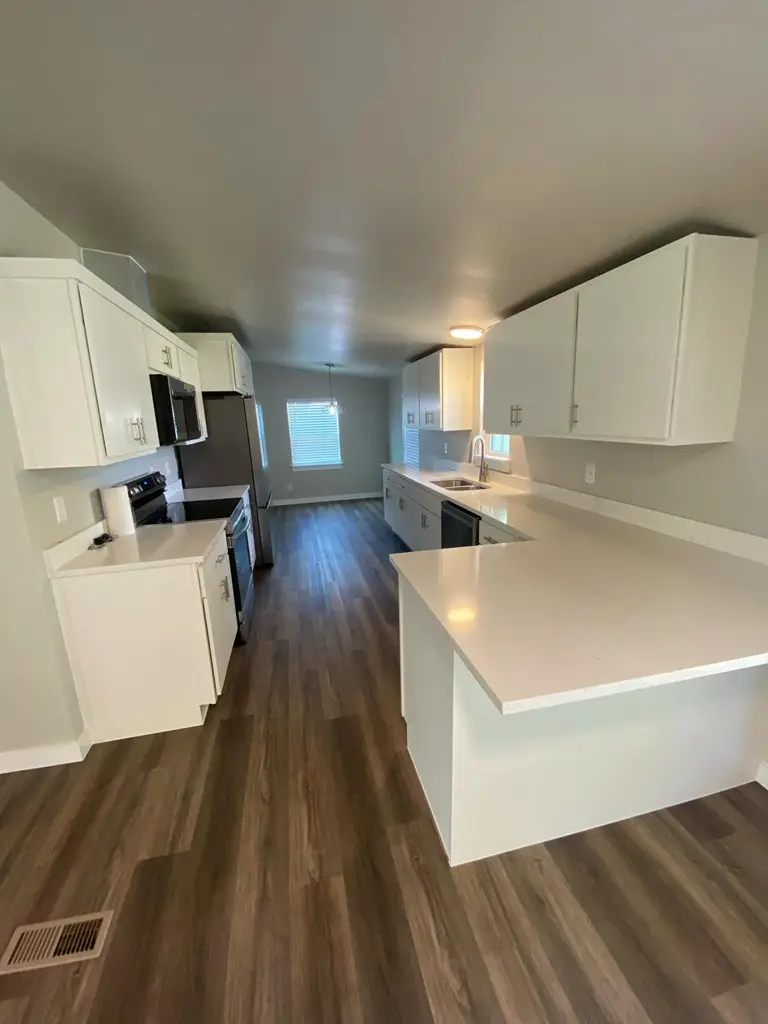 136 Marie Dr, Comfort, TX 78013 - Image #3