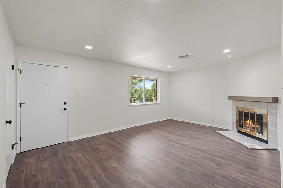 1122 Nancy Beth Dr, Kerrville, TX 78028 - #3