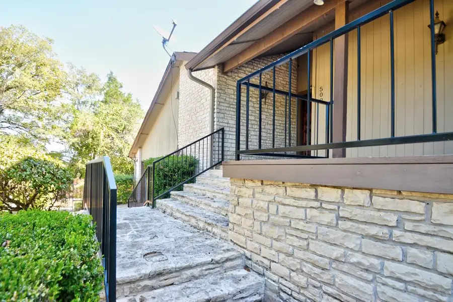 502 Oakland Hills Lane, Kerrville, TX 78028 - Image #2