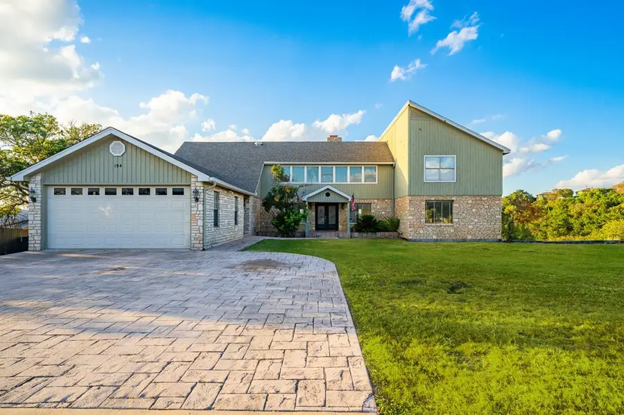 194 Crockett Dr, Kerrville, TX 78028 - #3