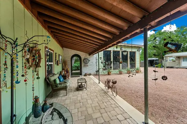 1336 Ranchero Rd, Kerrville, TX 78028