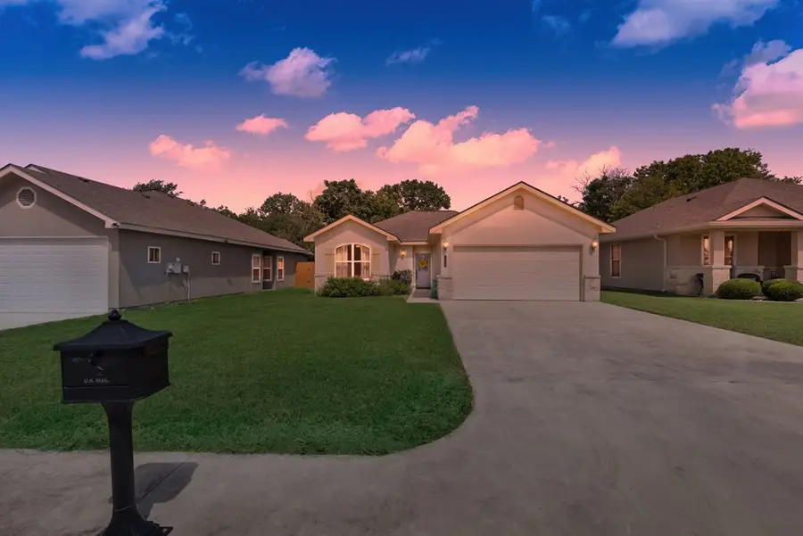 1904 Weston Loop, Kerrville, TX 78028 - Image #3