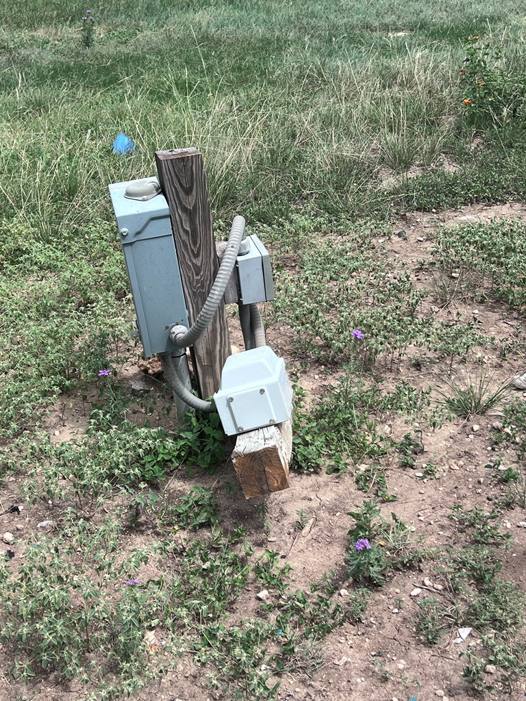 707 Mountain View Dr., Bandera, TX 78003 - Image #2