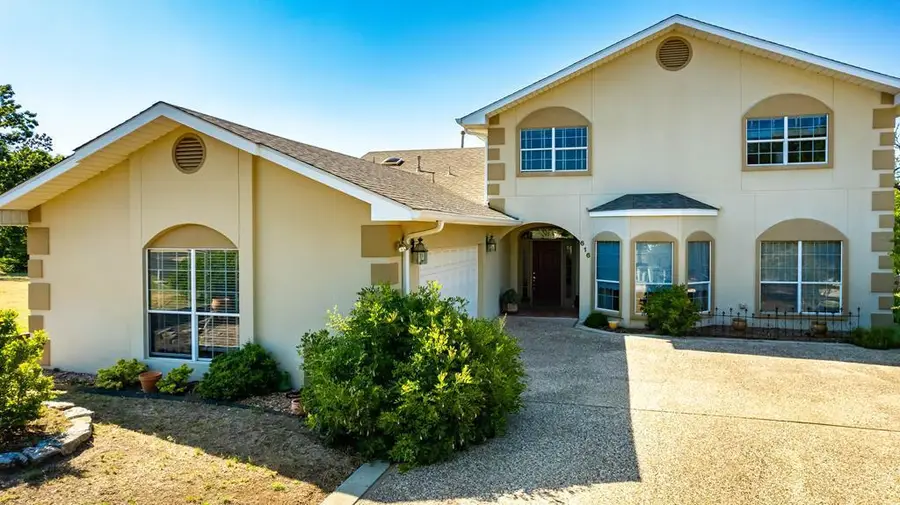 616 Rock Creek Loop, Kerrville, TX 78028 - Image #2